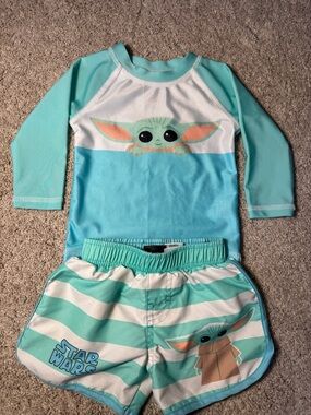 Star Wars Disney Yoda Size 6-9 Months Rash Guard Set